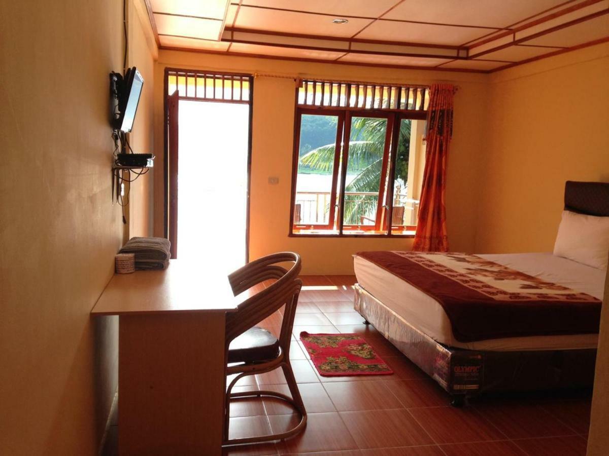 Aman'S Guesthouse 툭툭 외부 사진